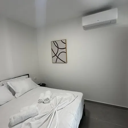 Blue Retreat Apartamento Golem (Tirana)